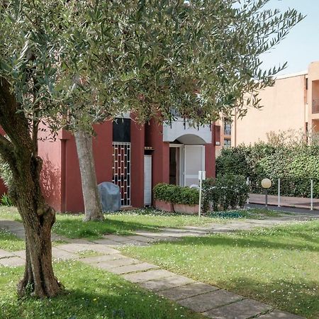 Residence Holiday Sirmione B8 Εξωτερικό φωτογραφία