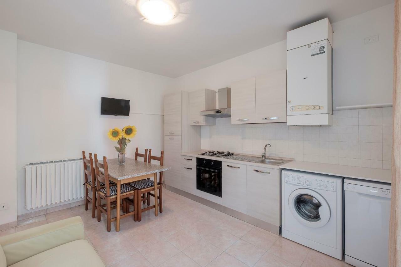 Residence Holiday Sirmione B8 Εξωτερικό φωτογραφία