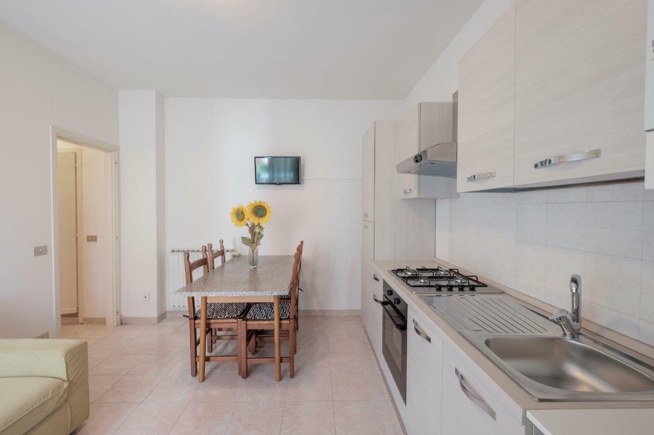 Residence Holiday Sirmione B8 Εξωτερικό φωτογραφία